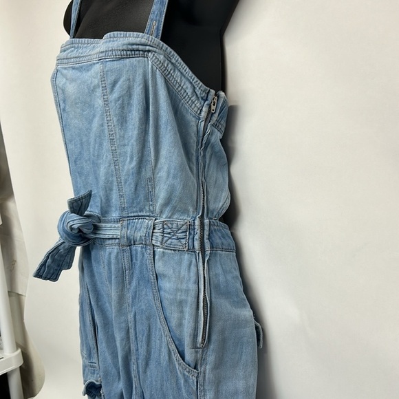 Women's Light Blue Denim Jumpsuit free people size small missing a button - Picture 7 of 13